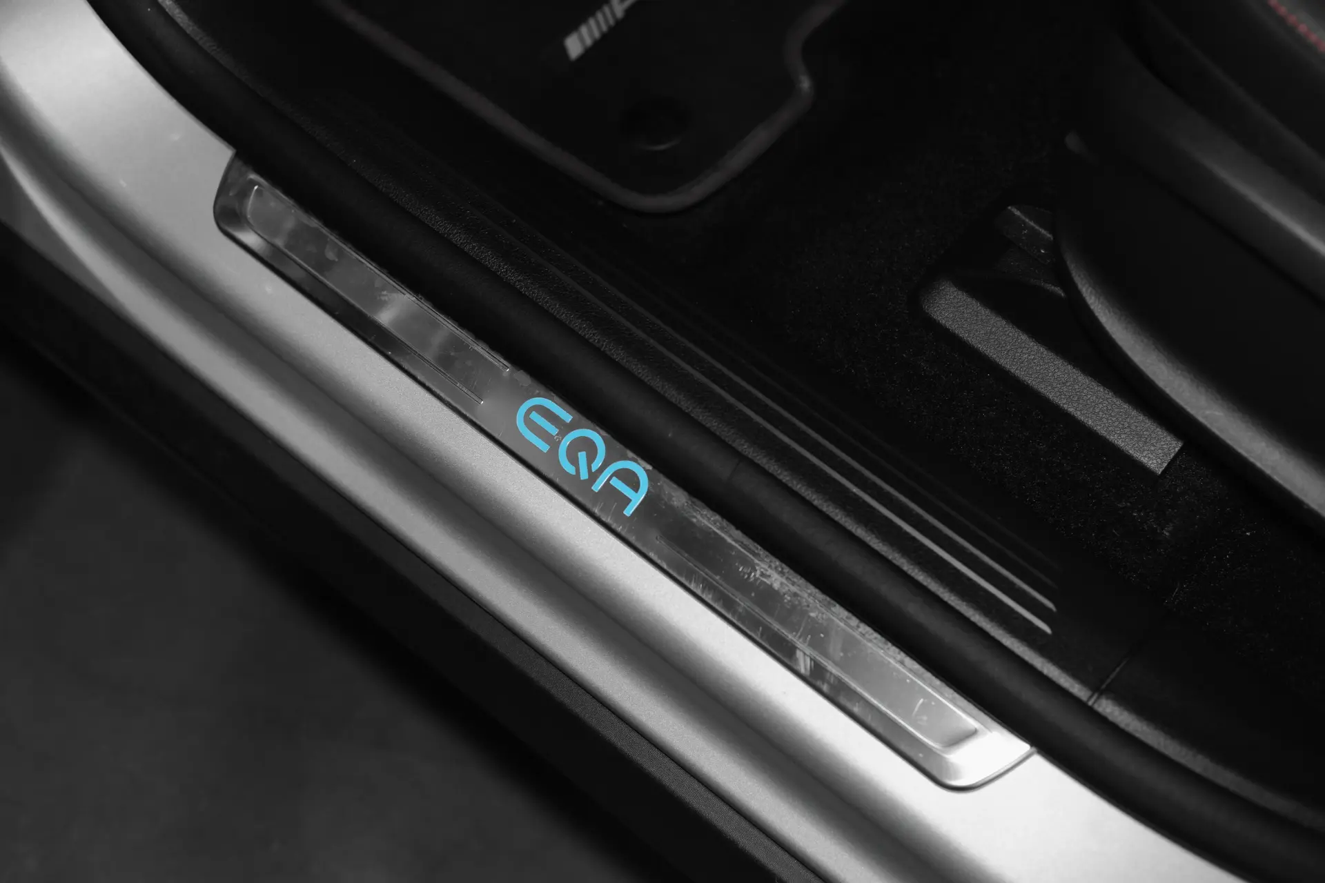 Mercedes-Benz EQA 250 AMG Line 39