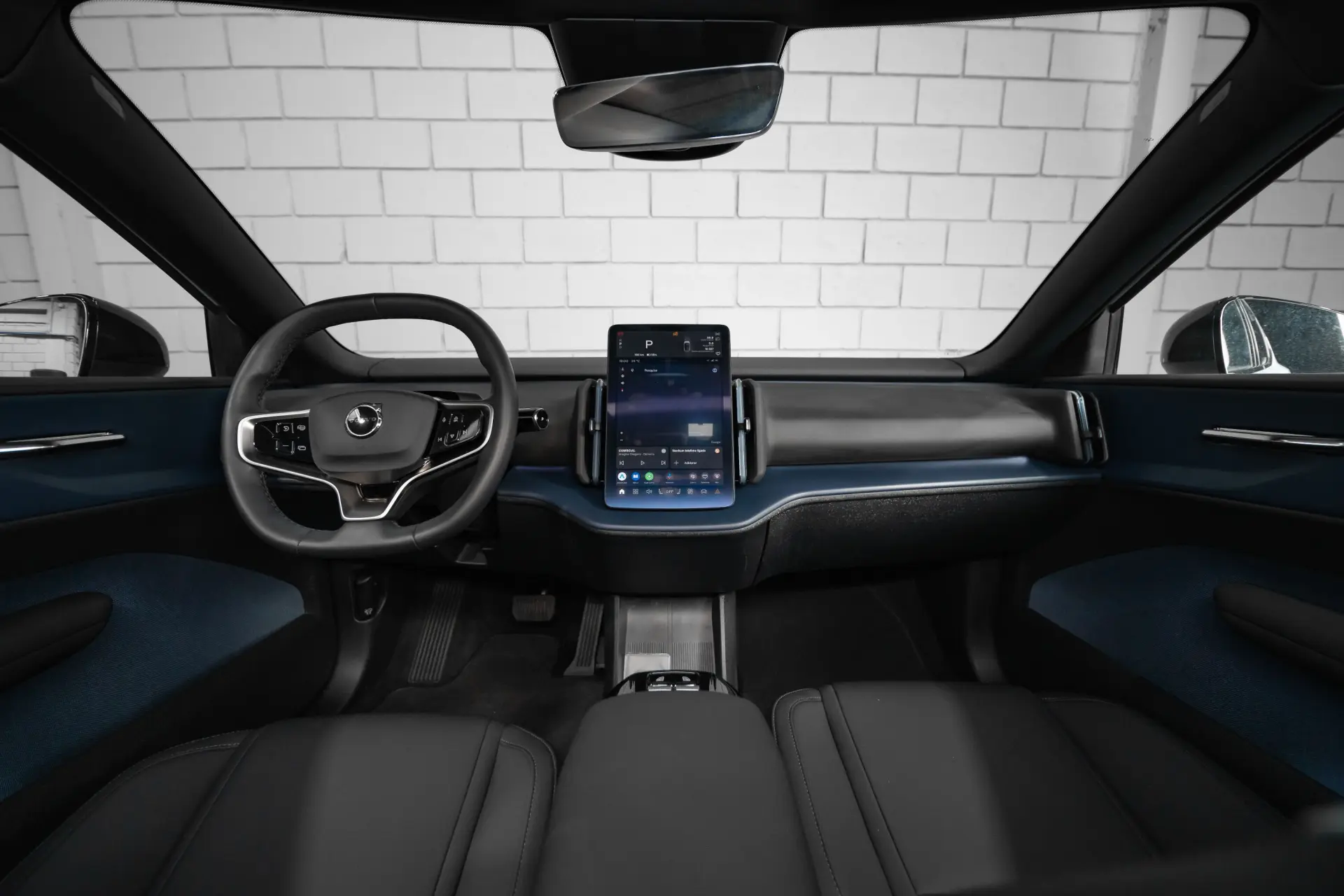 Volvo EX30 Twin Motor Performance AWD Ultra 28