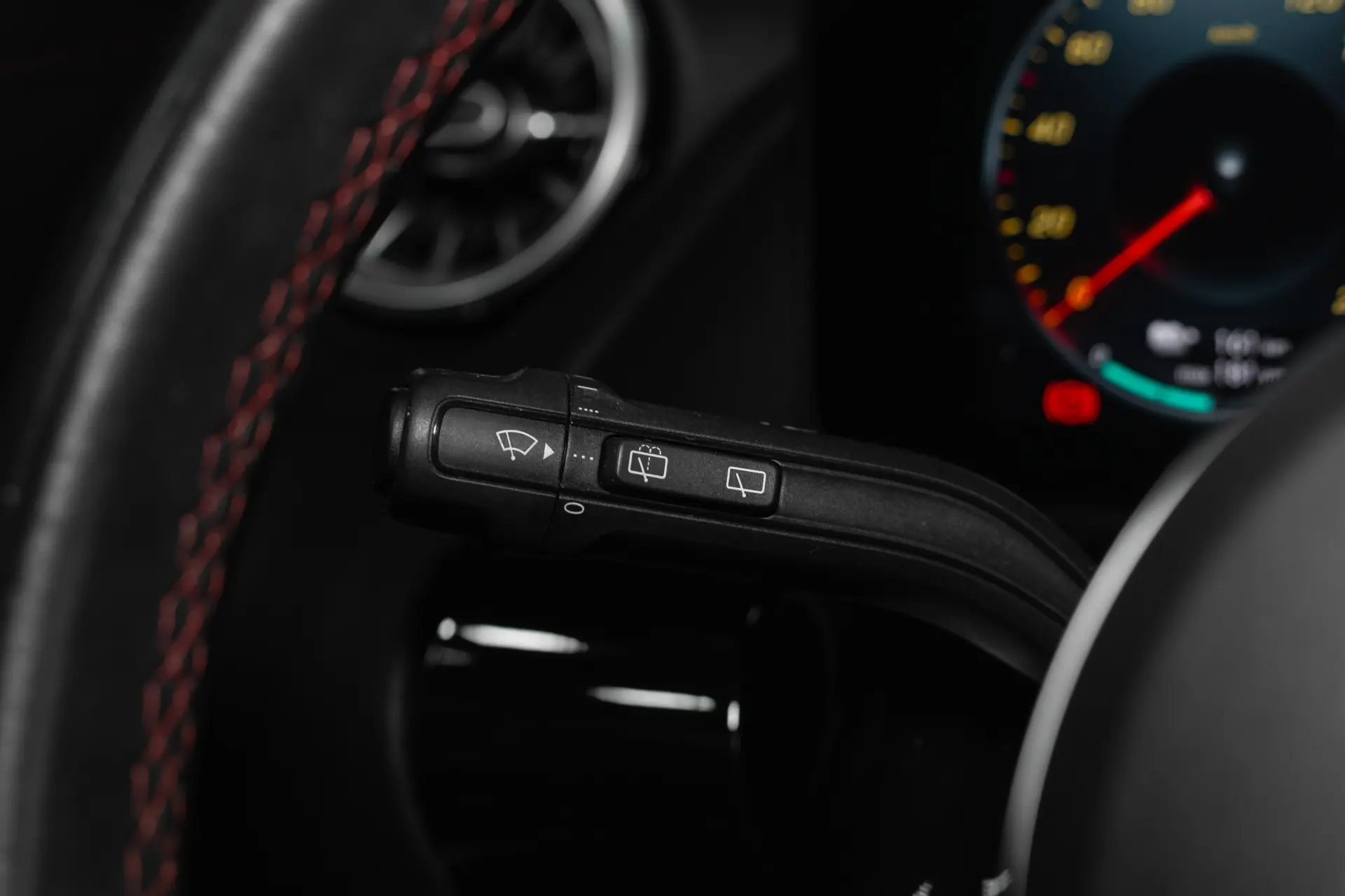 Mercedes-Benz EQA 250 AMG Line 10