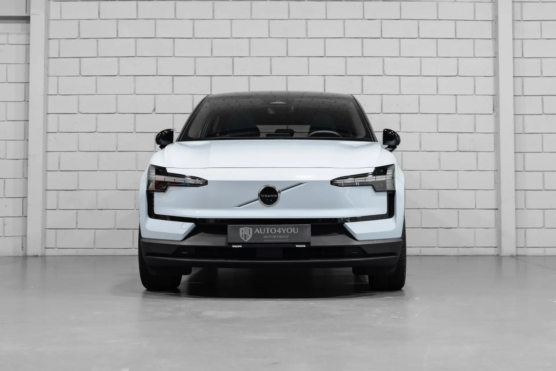 Volvo EX30 Twin Motor Performance AWD Ultra 2