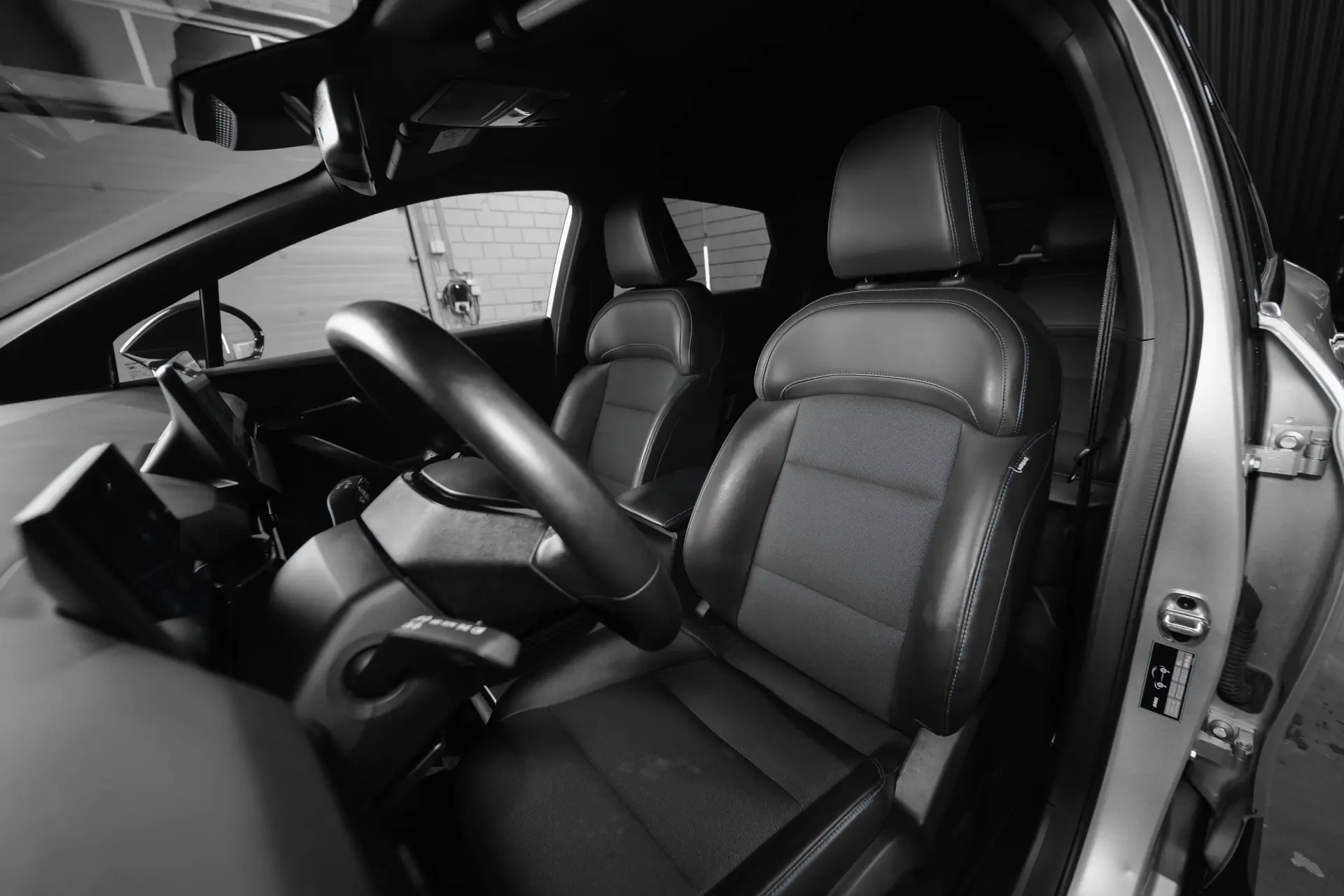 MG MG4 77 kWh Extended Range Luxury 8