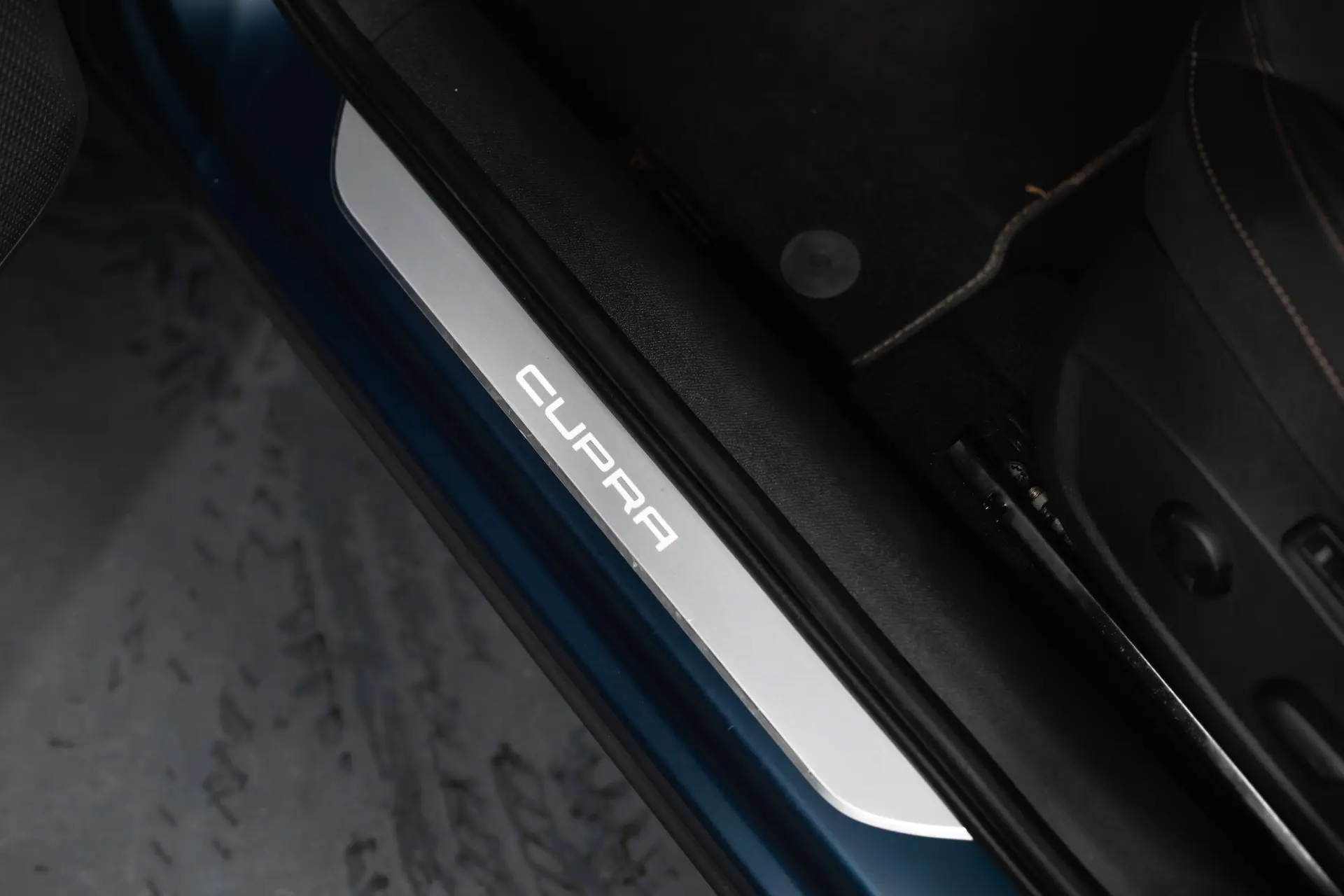Cupra Formentor 1.4 e-Hybrid DSG VZ 29
