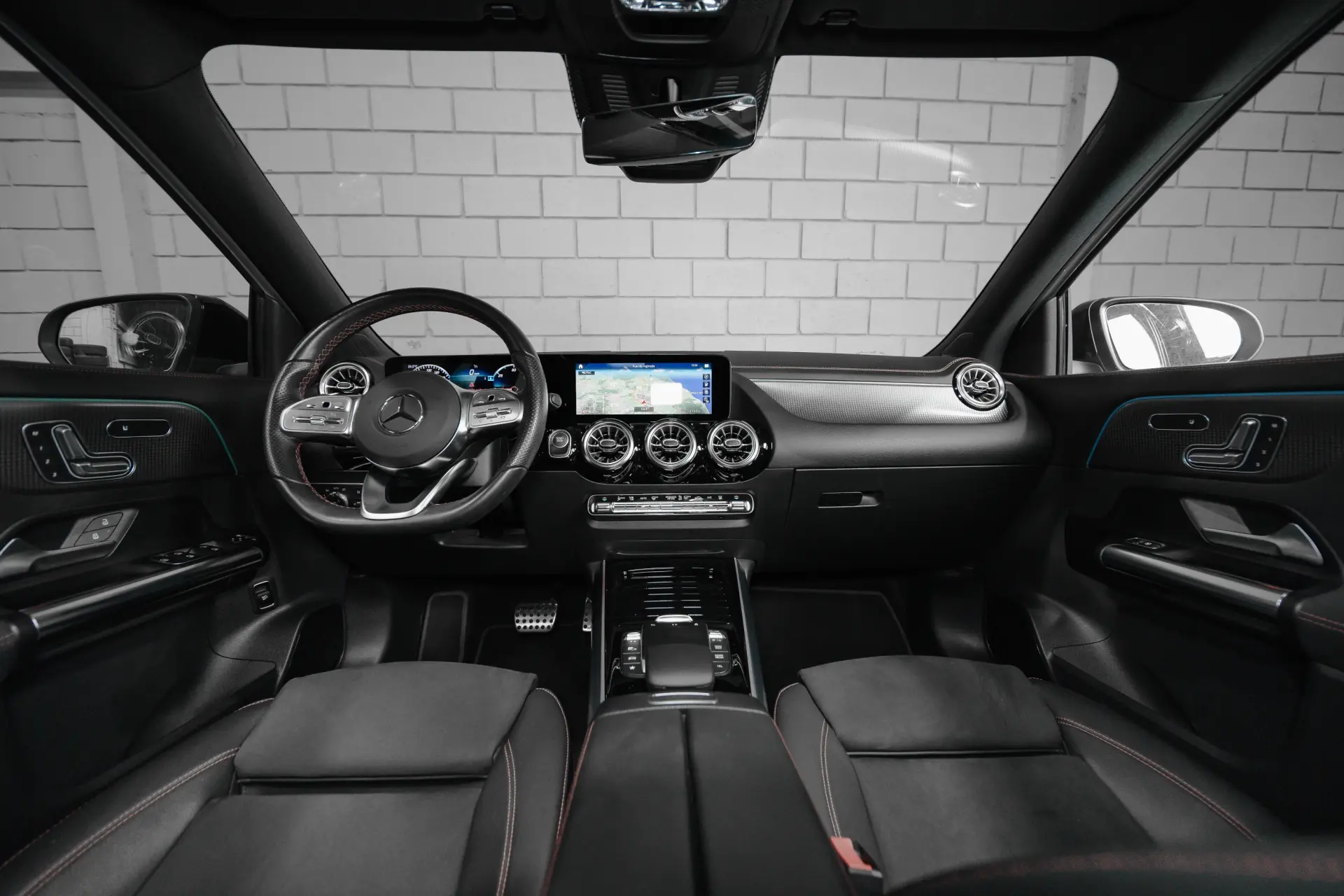 Mercedes-Benz EQA 250 AMG Line 47