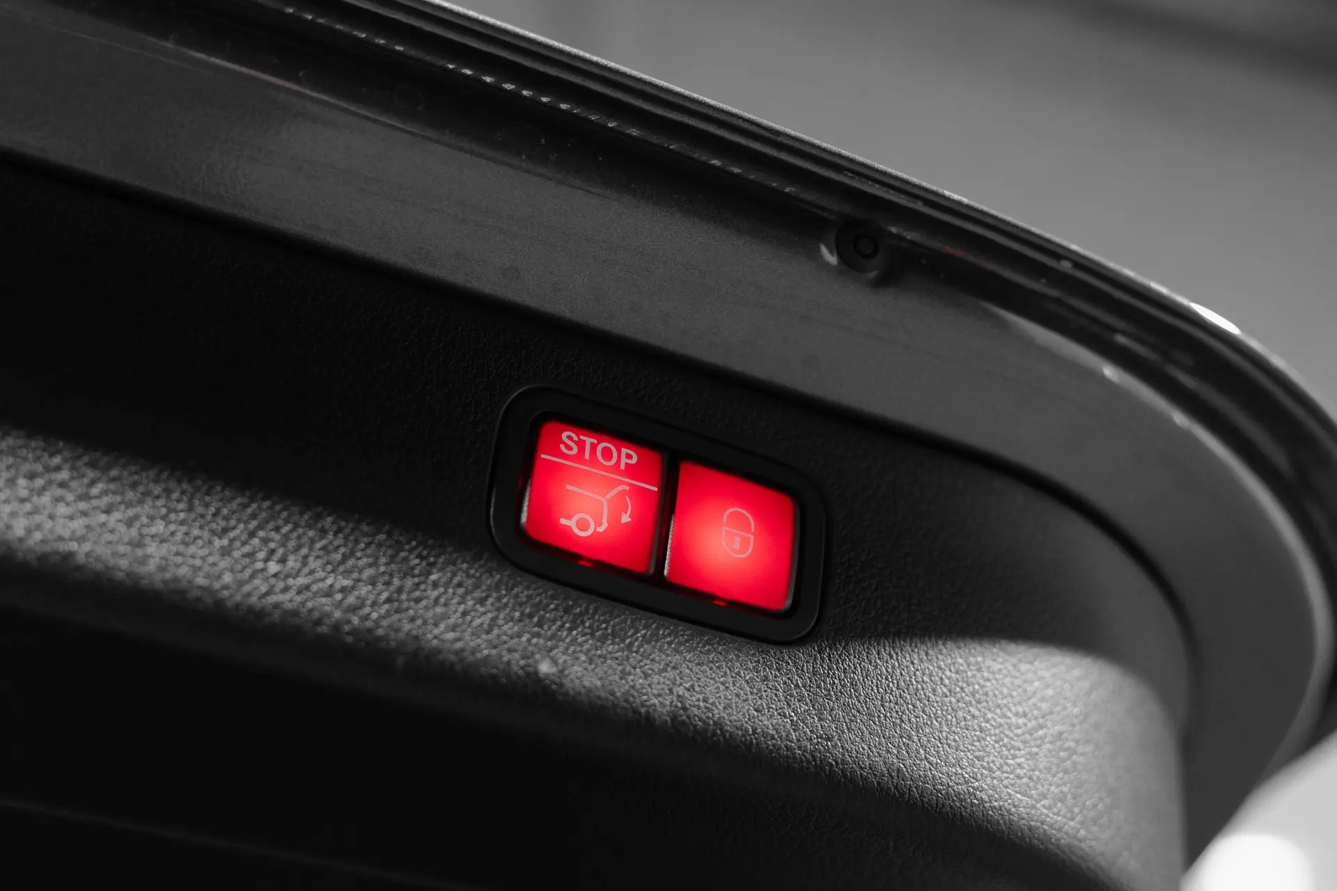 Mercedes-Benz C 300 e T 9G-TRONIC AMG Line 47