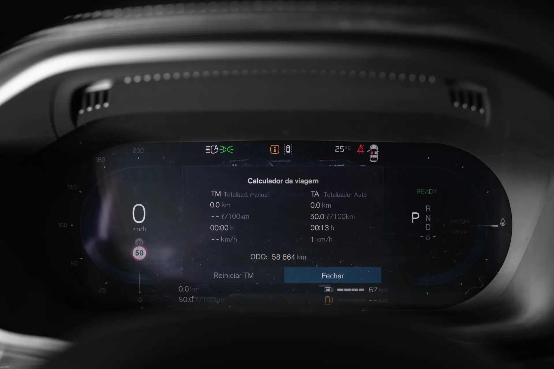 Volvo XC 60 2.0 T6 PHEV Black Edition 12