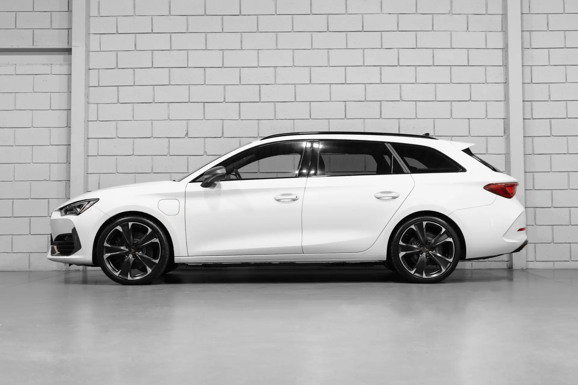 Cupra Leon ST 1.4 e-Hybrid VZ DSG 2