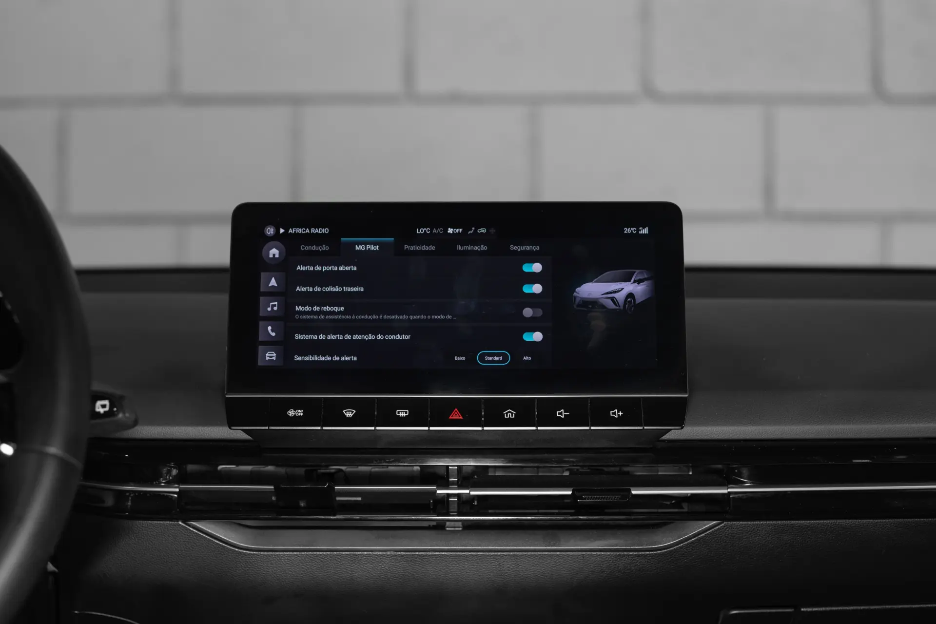 MG MG4 77 kWh Extended Range Luxury 18