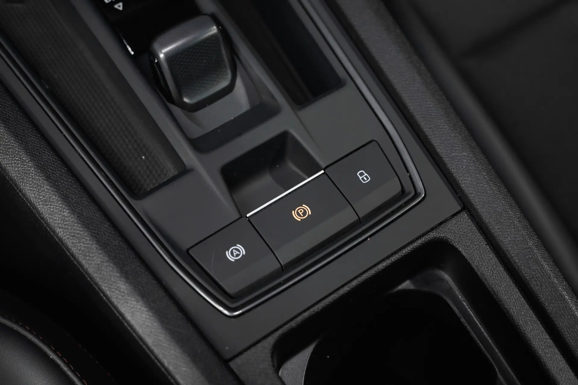 Cupra Formentor 1.4 e-Hybrid DSG VZ 30