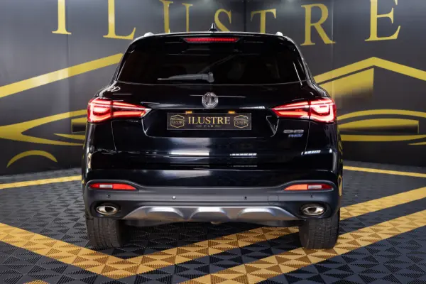 MG EHS 1.5 T-GDI Plug-in Hybrid Luxury 5