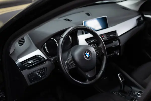 BMW X1 16 d sDrive Advantage Auto 27