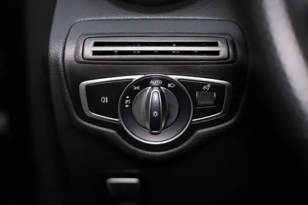 Mercedes-Benz GLC 300 de 4Matic 9G-TRONIC AMG Line 36
