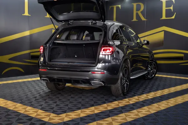 Mercedes-Benz GLC 300 de 4Matic 9G-TRONIC AMG Line 7