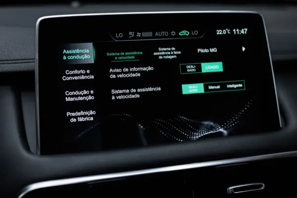 MG EHS 1.5 T-GDI Plug-in Hybrid Luxury 48