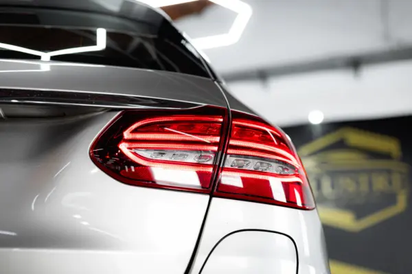 Mercedes-Benz C 300 de T 9G-TRONIC Avantgarde 11