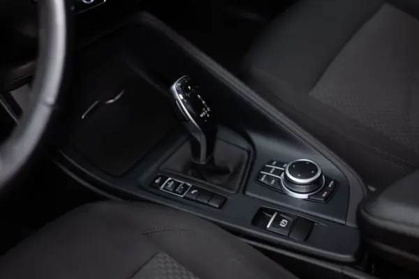 BMW X1 16 d sDrive Advantage Auto 39