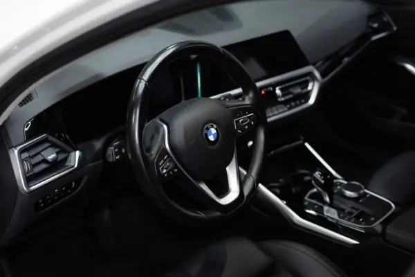 BMW 320 d Line Sport Auto 29