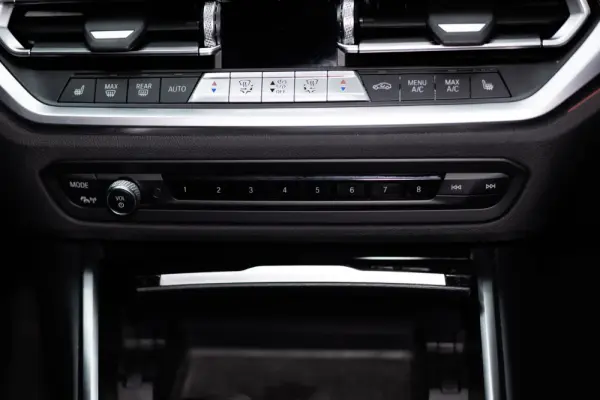 BMW 320 d Line Sport Auto 38