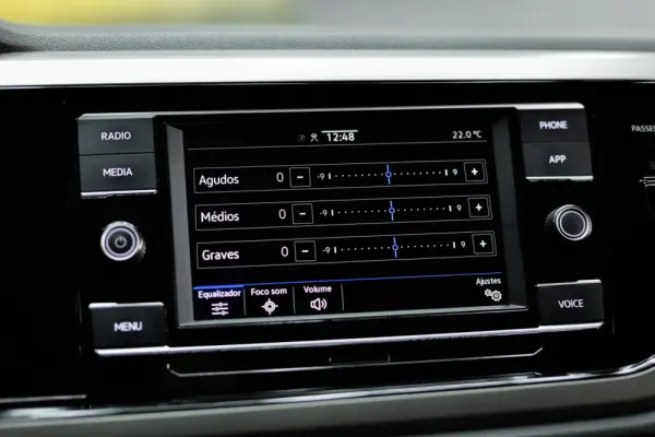 Volkswagen Polo 1.0 TSI Confortline 46