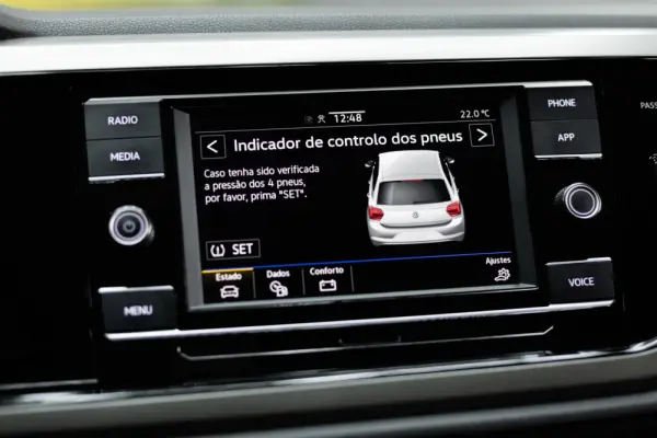 Volkswagen Polo 1.0 TSI Confortline 48