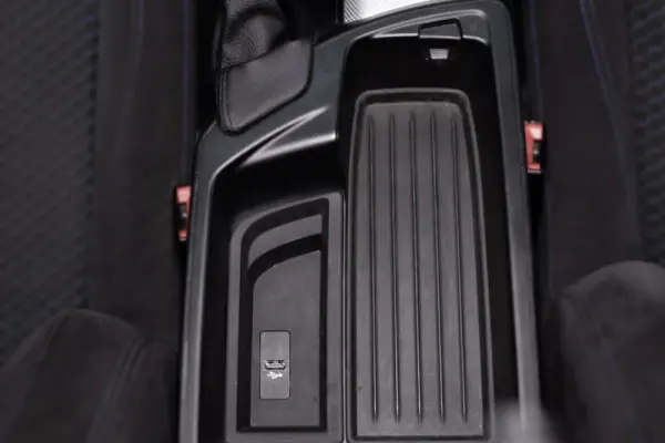 BMW 120 d Pack M Auto 43