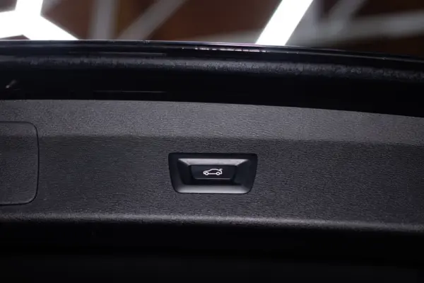 BMW X1 16 d sDrive Line Sport Auto 10