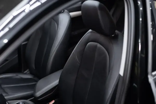 BMW X1 16 d sDrive Line Sport Auto 31