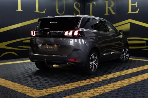 Peugeot 5008 1.5 BlueHDi GT Line EAT8 6