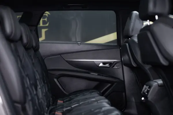 Peugeot 5008 1.5 BlueHDi GT Line EAT8 19