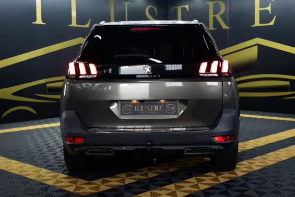 Peugeot 5008 1.5 BlueHDi GT Line EAT8 5