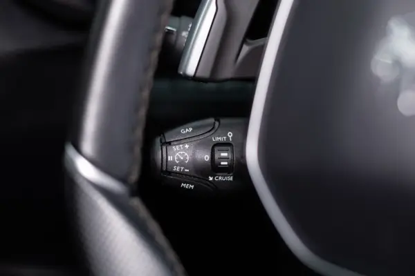 Peugeot 5008 1.5 BlueHDi GT Line EAT8 34