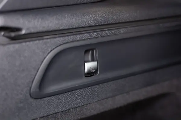 Mercedes-Benz GLC 300 de 4Matic 17