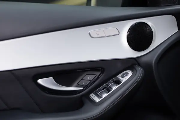 Mercedes-Benz GLC 300 de 4Matic 32