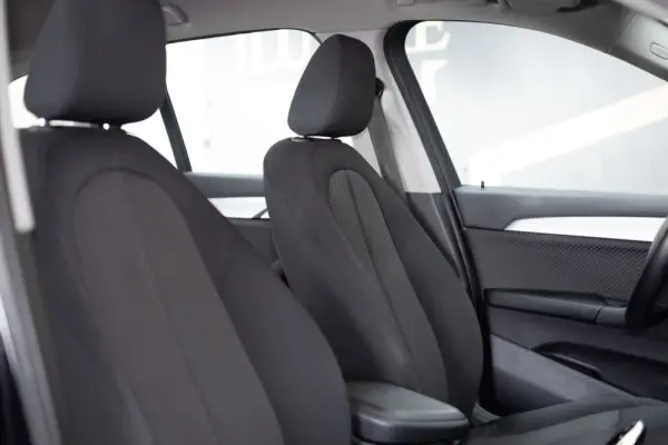 BMW X1 16 d sDrive Advantage Auto 23