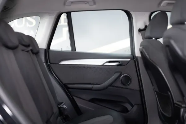 BMW X1 16 d sDrive Advantage Auto 19
