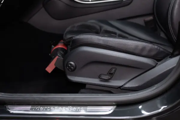 Mercedes-Benz GLC 300 de 4Matic 9G-TRONIC AMG Line 20