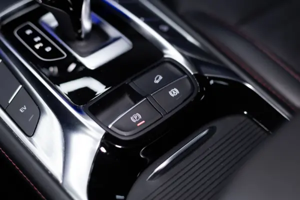 MG EHS 1.5 T-GDI Plug-in Hybrid Luxury 42