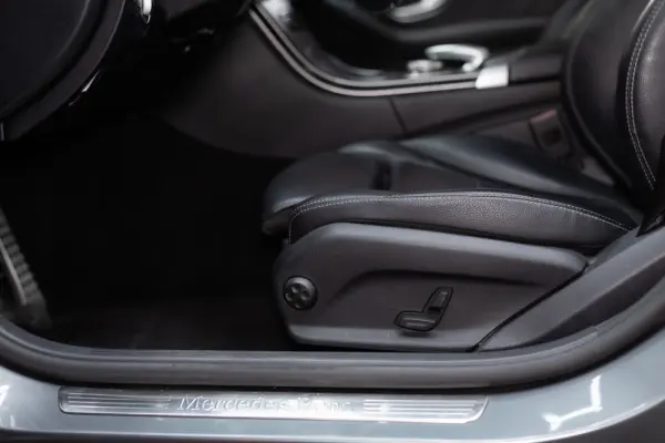 Mercedes-Benz C 220 (BlueTEC) d Station 7G-TRONIC AMG Line 25