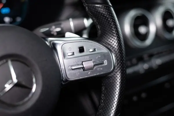 Mercedes-Benz GLC 300 e 4Matic 25