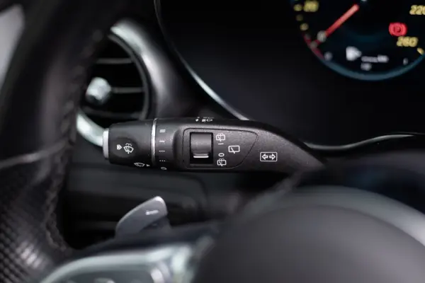 Mercedes-Benz GLC 300 e 4Matic 26