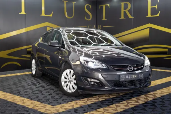 Opel Astra 1.4 T Selection GPL 1