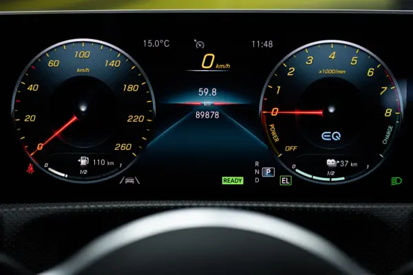 Mercedes-Benz A 250 e Progressive 42