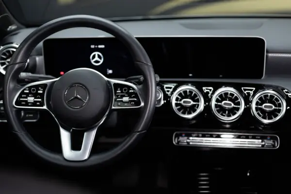 Mercedes-Benz A 180 Limousine d Progressive Aut. 22