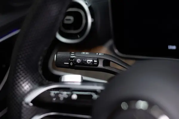 Mercedes-Benz C 300 e 9G-TRONIC Edition AMG Line 31