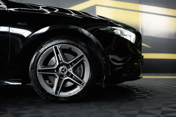 Mercedes-Benz A 250 e 8G-DCT AMG Line Advanced 12