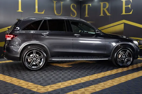 Mercedes-Benz GLC 300 de 4Matic 9G-TRONIC AMG Line 4