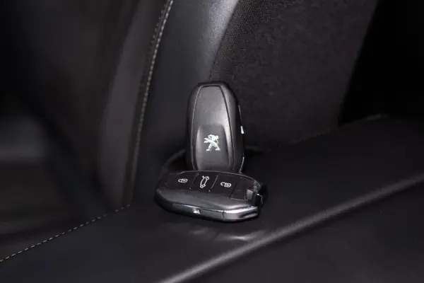 Peugeot 5008 1.5 BlueHDi GT Line J19 EAT8 47
