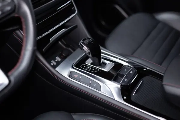 MG EHS 1.5 T-GDI Plug-in Hybrid Luxury 38