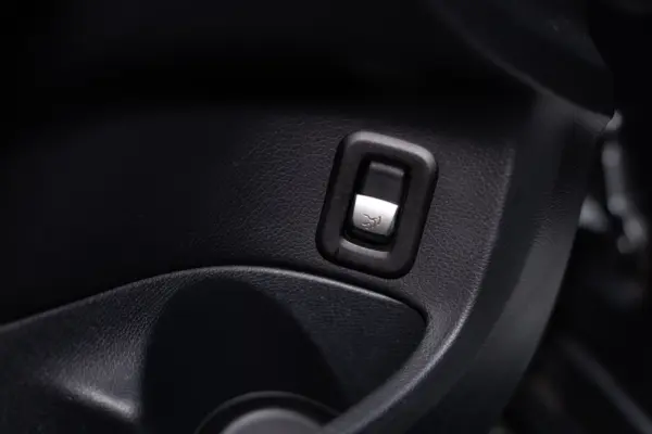 Mercedes-Benz C 220 (BlueTEC) d Station 7G-TRONIC AMG Line 38