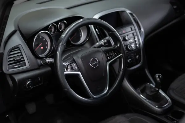 Opel Astra 1.4 T Selection GPL 28