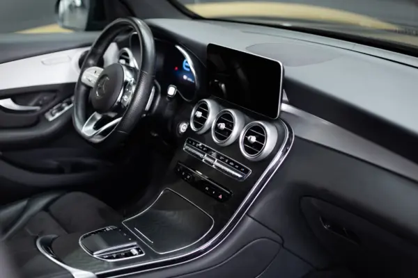 Mercedes-Benz GLC 300 de 4Matic 9G-TRONIC AMG Line 22